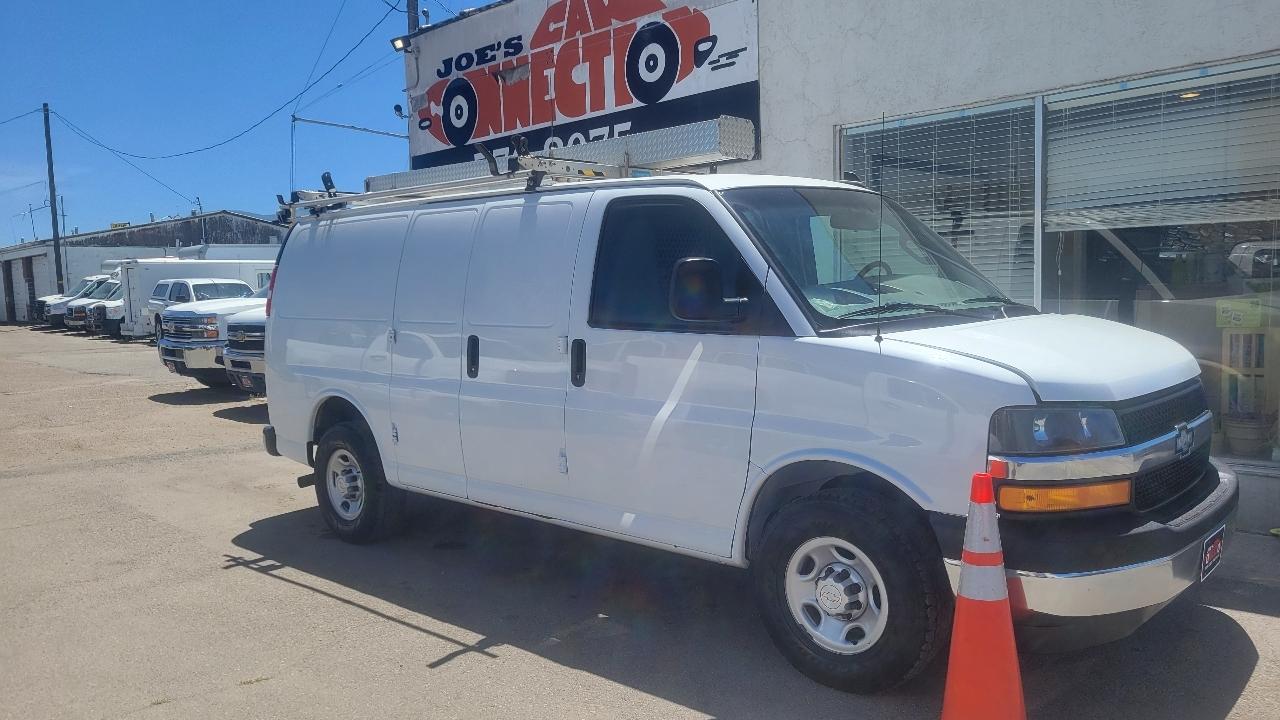 chevrolet express cargo 2018 1GCWGAFG0J1343547 image chevrolet express cargo 2018 1GCWGAFG0J1343547 image